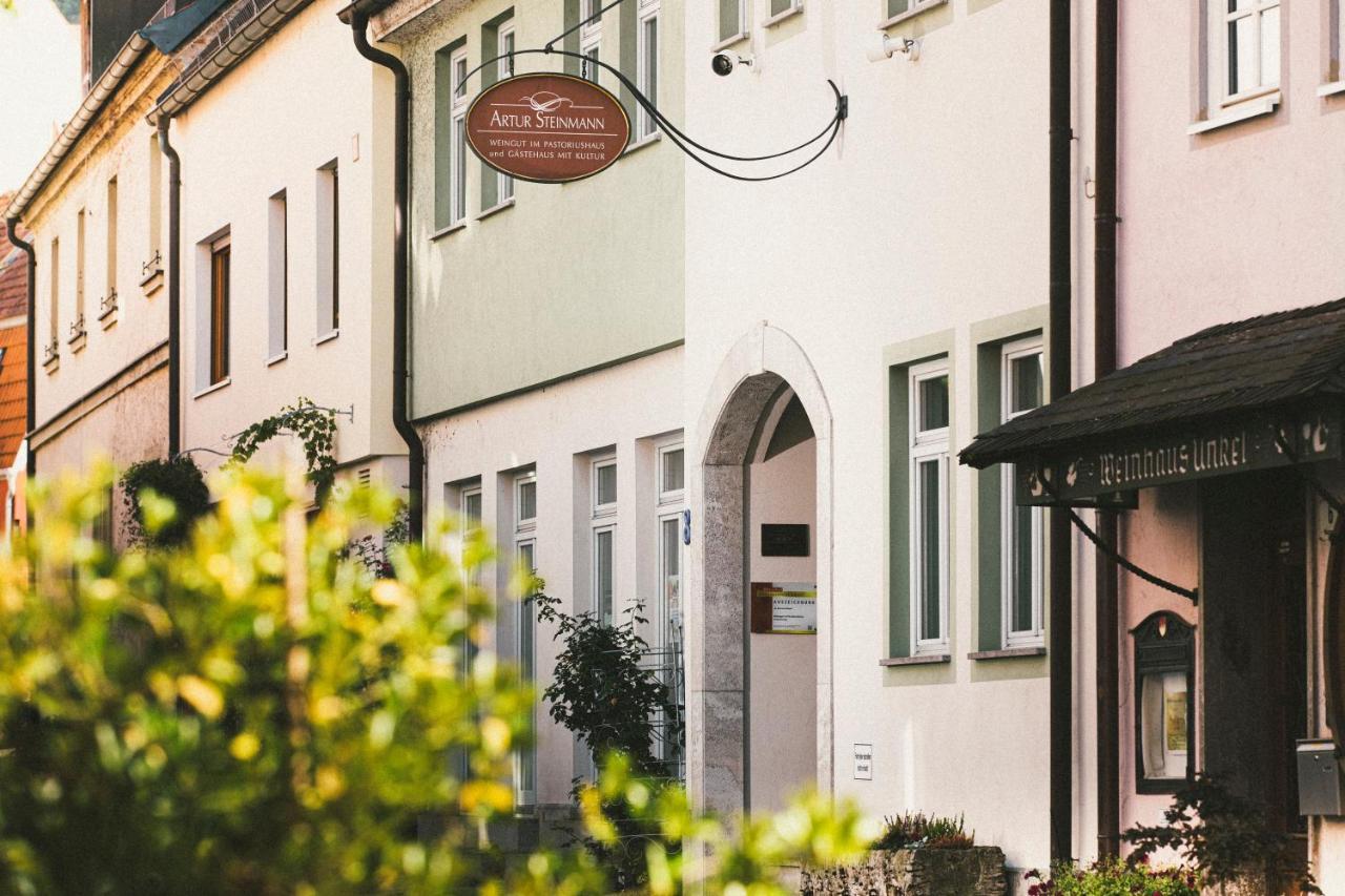 Hotel Weingut Pastoriushaus - Artur Steinmann Sommerhausen Exterior foto